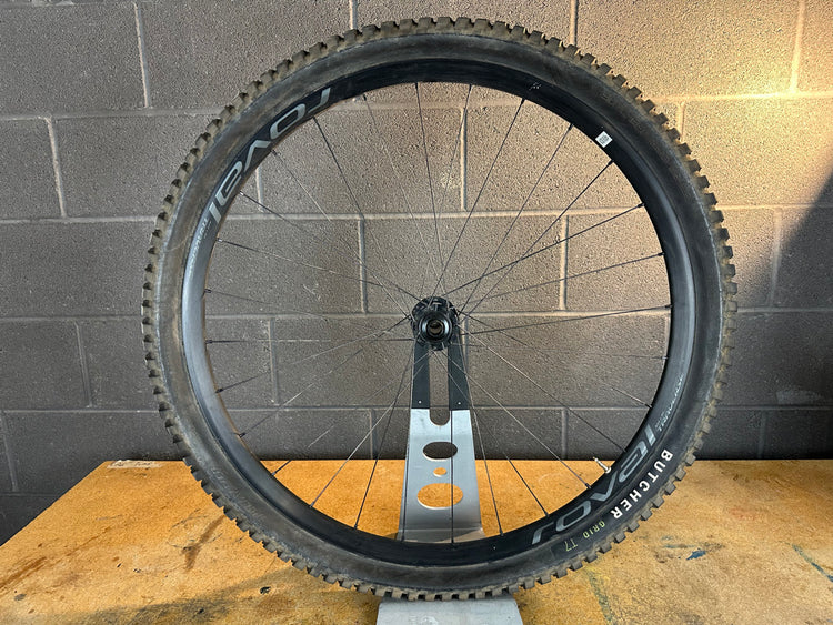 Specialized Roval Traverse 29" Alloy Front Wheel W/ Butcher Tire