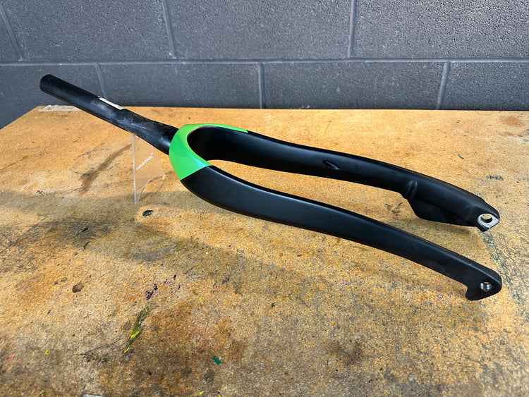 Pinarello Grevil Carbon Fork 12x100 Wide Clearance Green