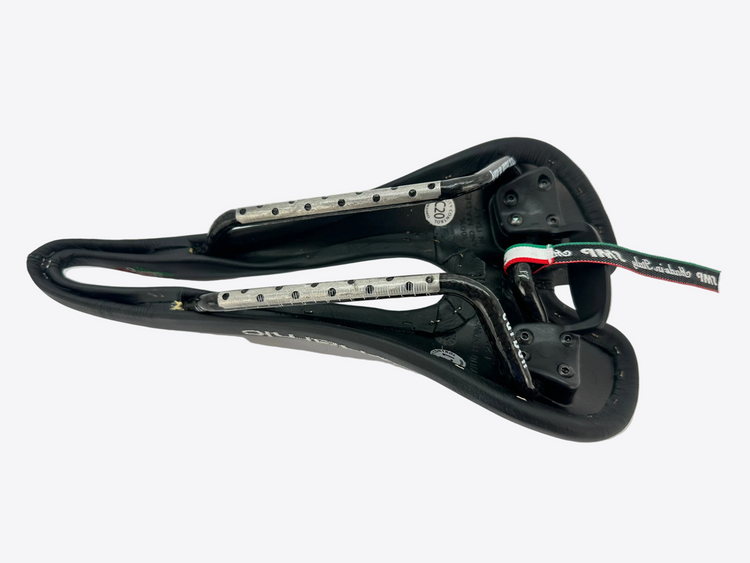 Selle SMP Dynamic Saddle Carbon 140mm
