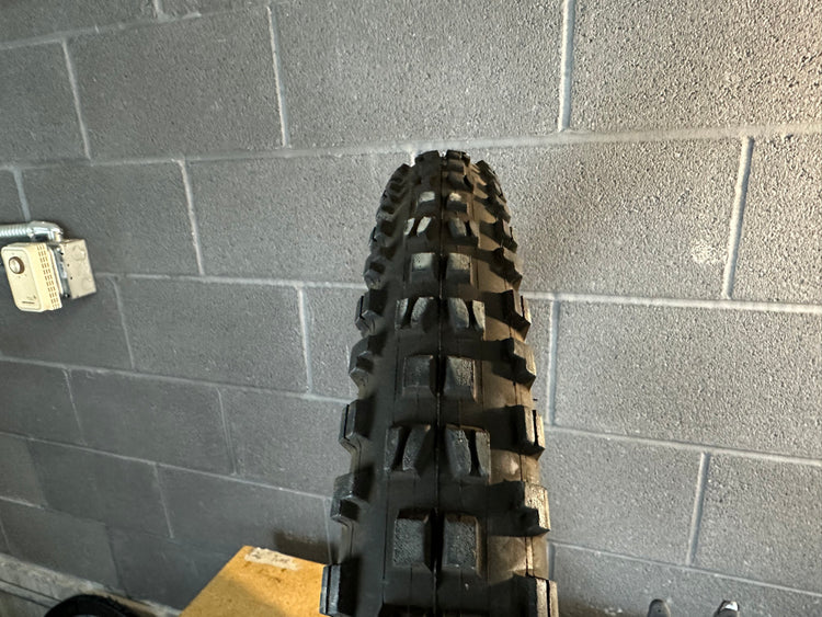Enve M60 Forty HV Carbon Front Wheel 27.5 Chris King Hub