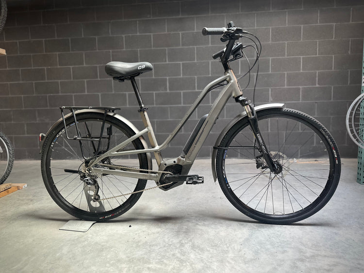 MOUSTACHE URBAN EBIKE 18" Mid Drive