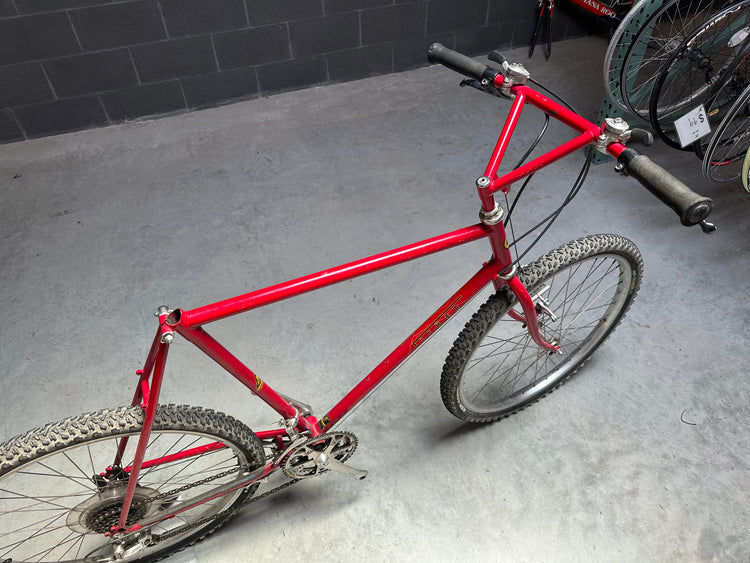 Vintage Fisher Montare Mountain Bike 26" XL