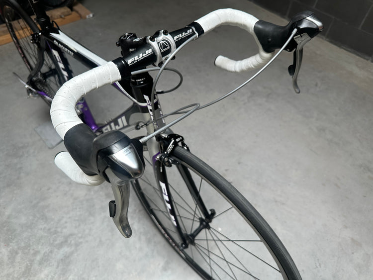 Fuji Silhouette Carbon Road Bike 47cm