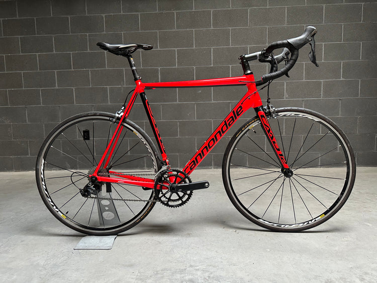Cannondale Caad 12 700c Road Bike 58cm Ultegra