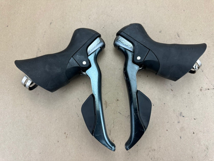 Shimano Tiagra 4700 Road Shifters 3x10