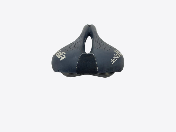 rear view of the saddle