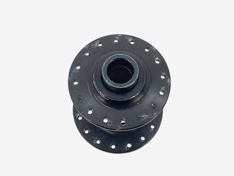 view of the right side axle end