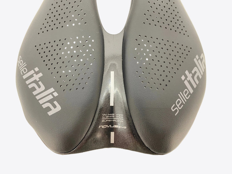 top view of saddle close up