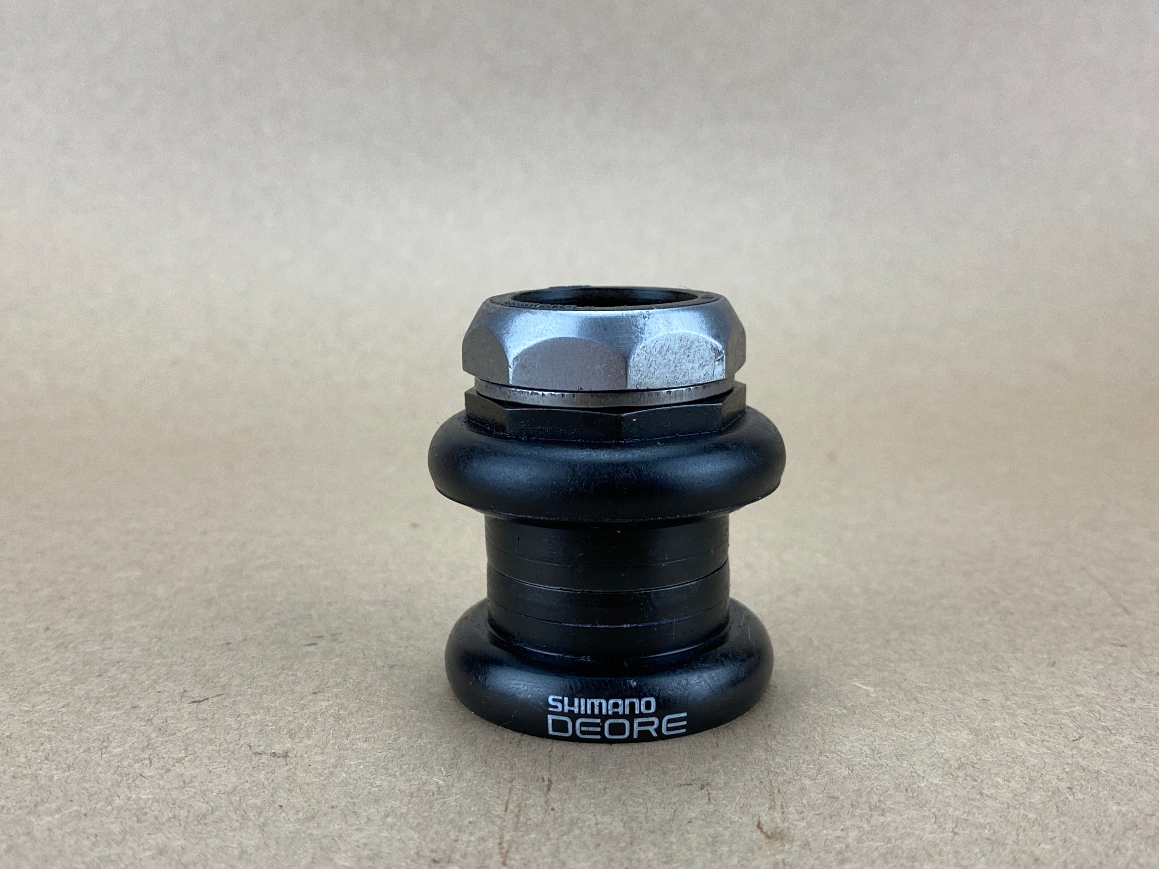 Shimano Deore DX Bb-mt60 68mm Shell English Thread Square Taper Shimano Deore DX Bb-mt60 68mm Shell English Thread Square Taper