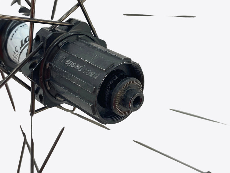 close up of the right rear axle end