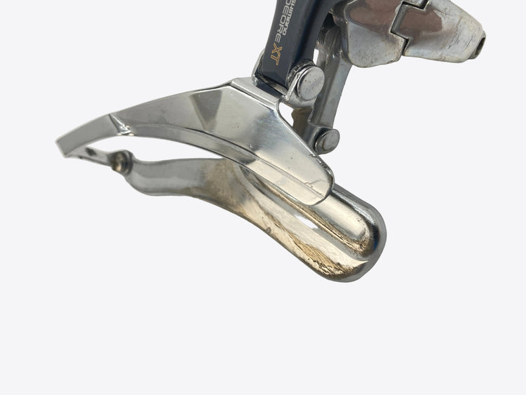 close up of the derailleur cage
