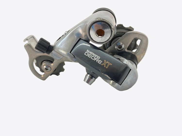 close up of the rear derailleur