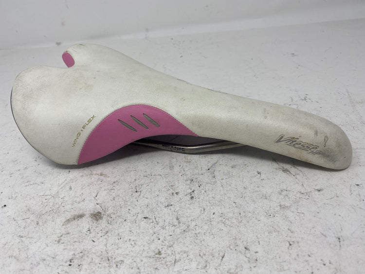 Fizik Vitesse HP Bicycle Saddle Pink