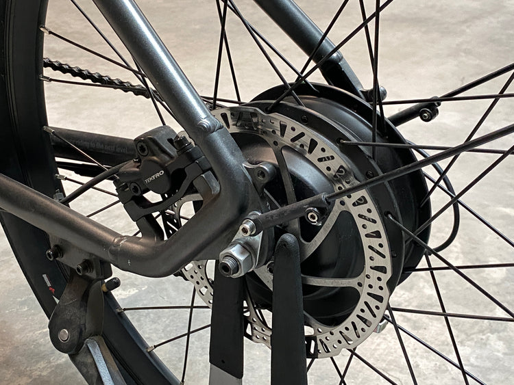 Ride1Up Turris XR Front Suspension Ebike 18"