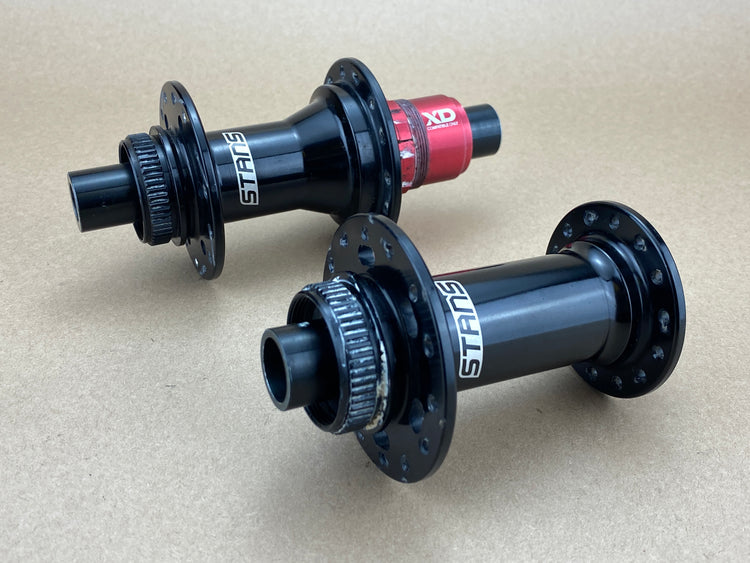 Stans Neo 28h Boost MTB Hub Set CL Disc XD