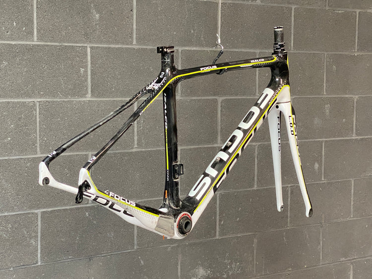 Focus Izalco Rim Brake Carbon Road Frame 52cm