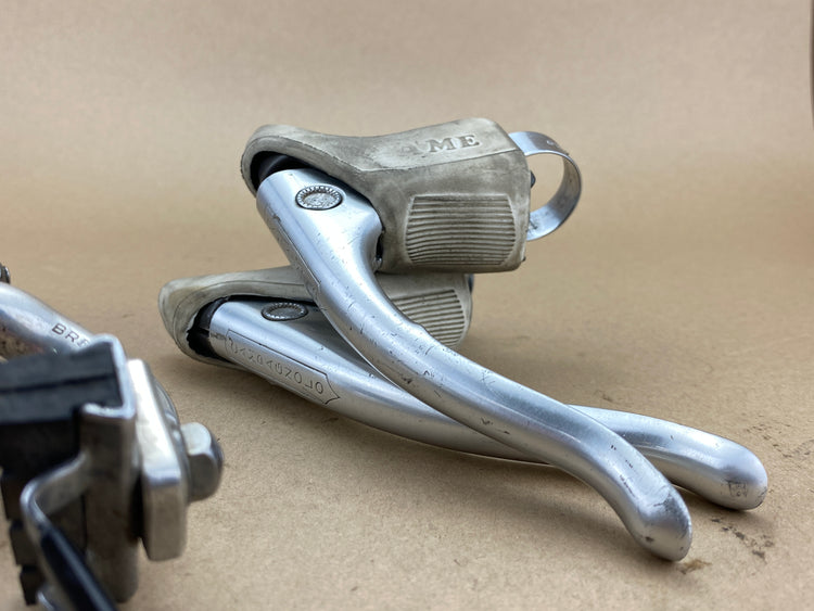 Campagnolo Nuovo Record Recessed Rim Brake Set and Non-Aero Levers