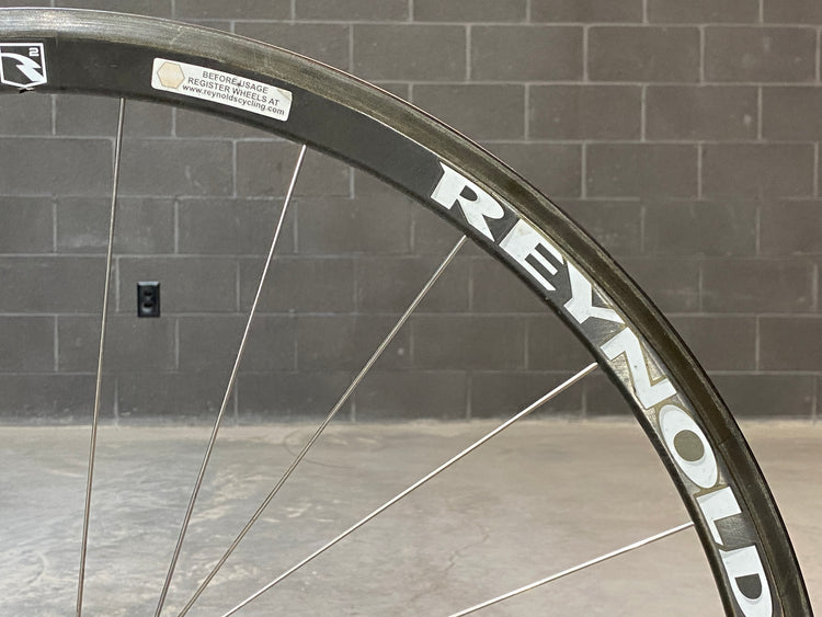 Reynolds R2 700c Carbon Rim Brake Clincher Rear Wheel