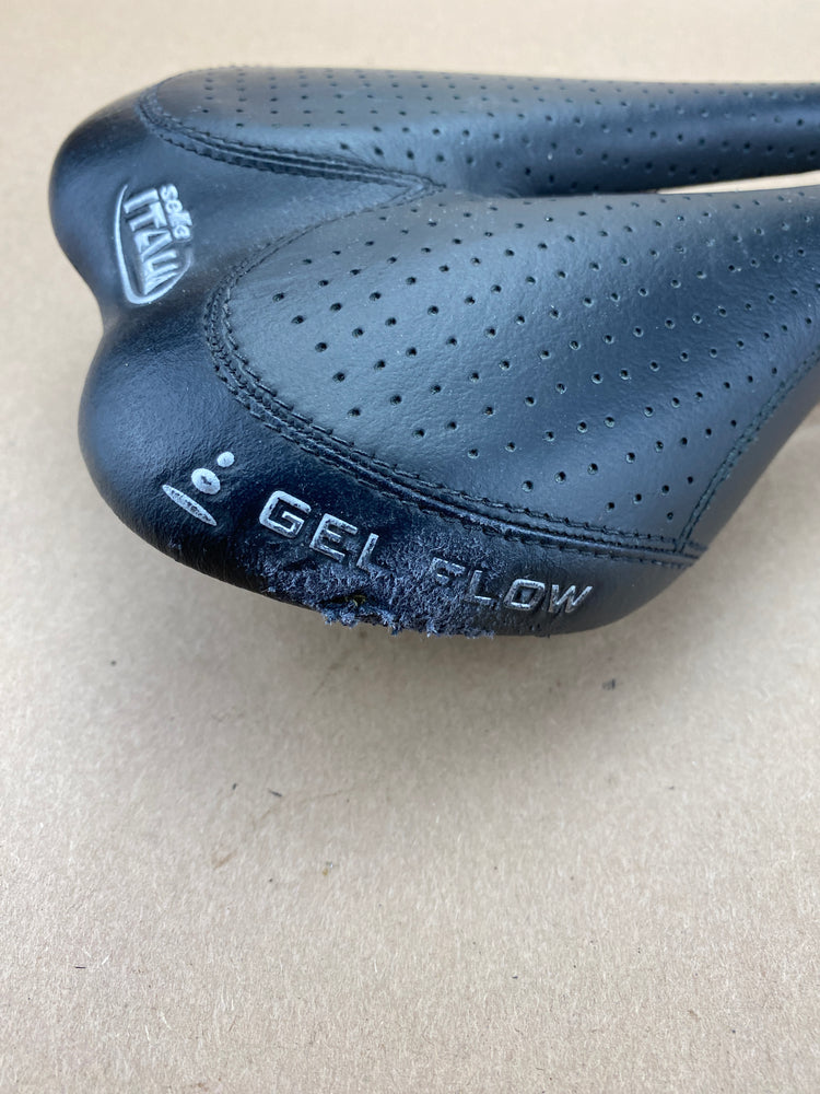 Selle Italia Genuine Gel Flite Saddle
