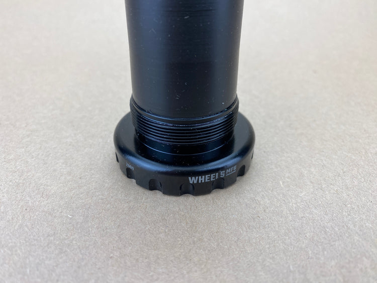 Wheels Mfg. Abec-3 Bottom Bracket Dub Italian