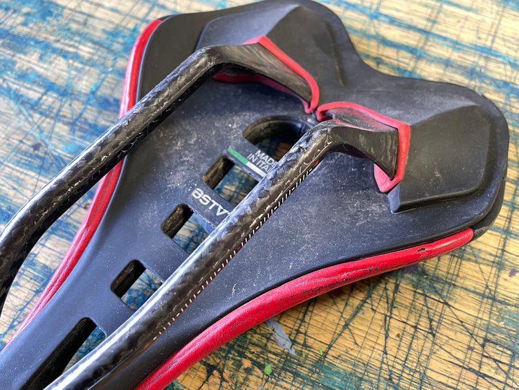 Astute Skylite Carbonio VT Saddle