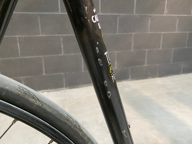 chips on the seat tube