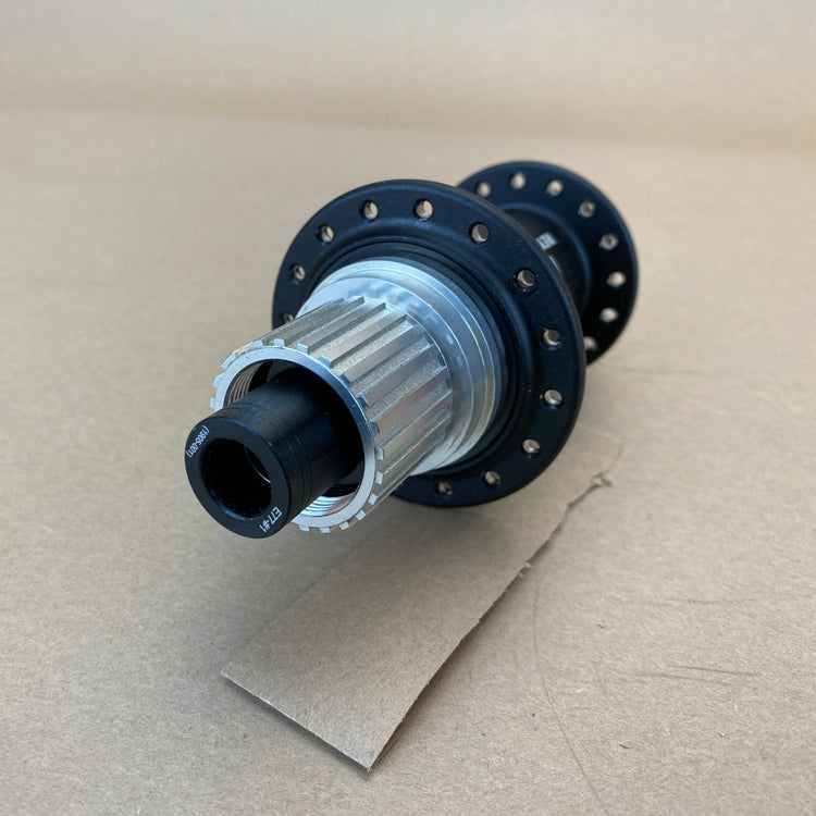 close up of the freehub and axle end