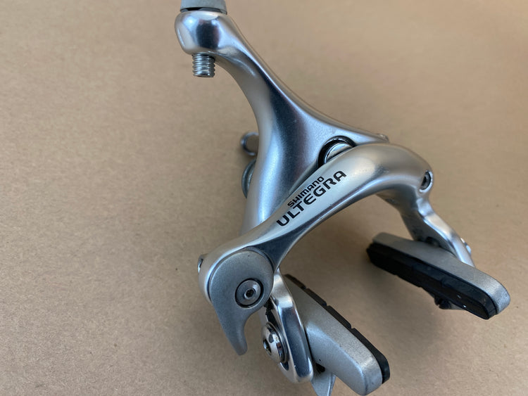 close up of the model name