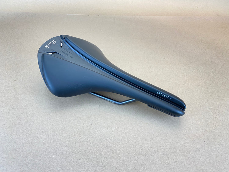 main view of the saddle