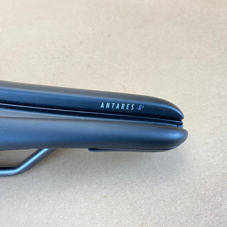 close up of the model name