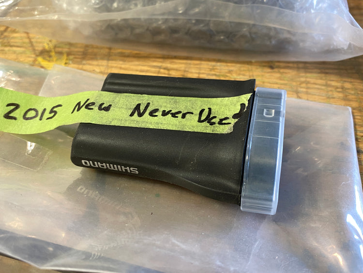 Shimano Ultegra Di2 Battery External Mount and SM-BCR1 Charger