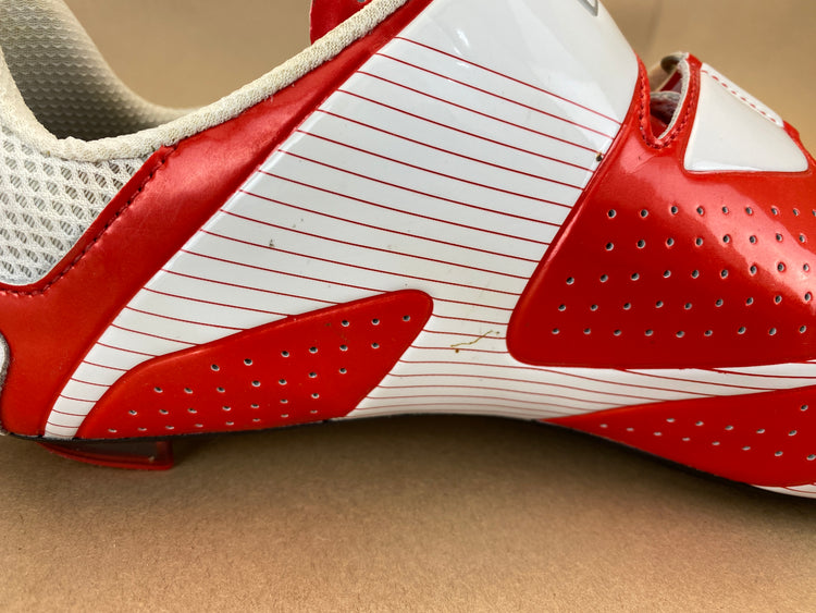 dirt inside left shoe