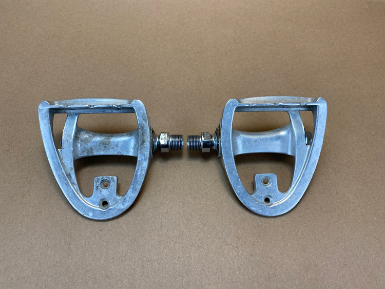 top view of the pedals