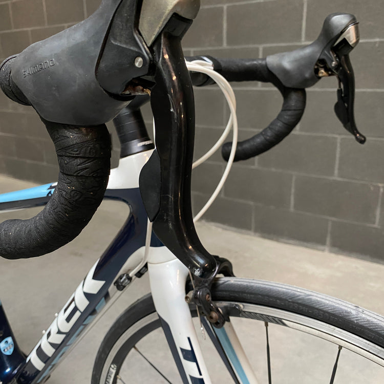 scratches on the right brake lever