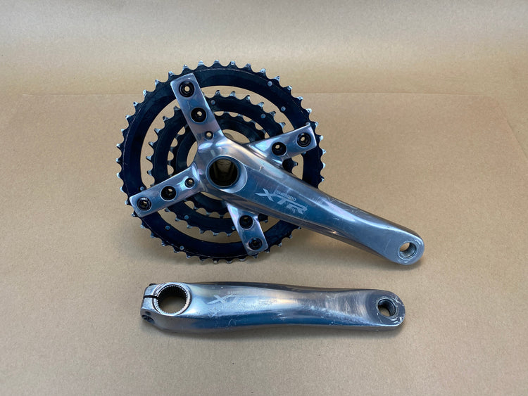 main view of the crank arms
