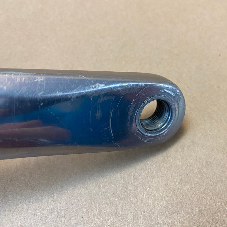 view of the right pedal threads