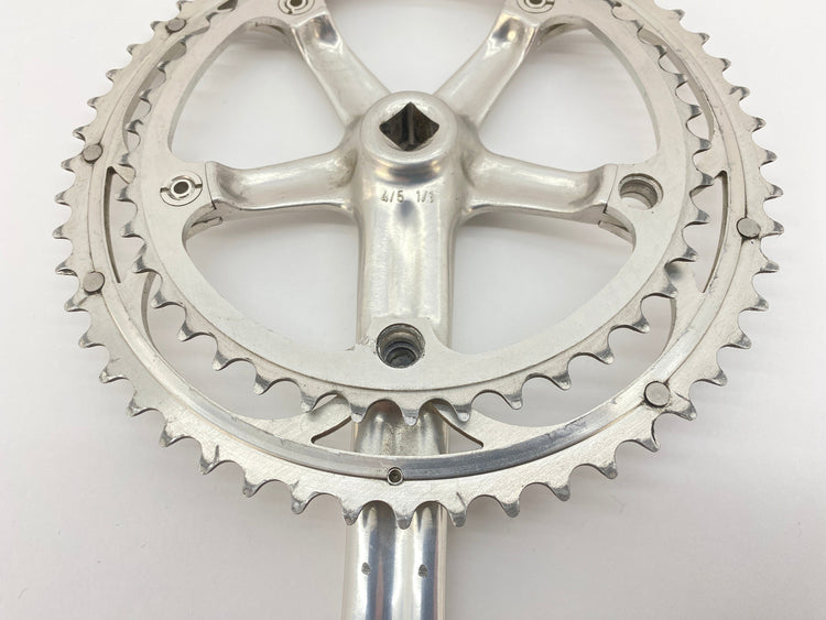 backside of the chainrings