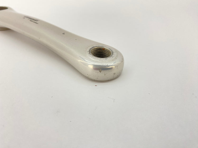 scratches on the left crank arm end