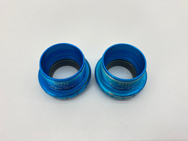 view inside the bottom bracket