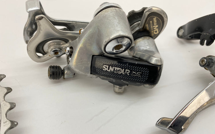 close up of the rear derailleur