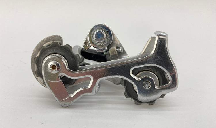 backside view of the rear derailleur