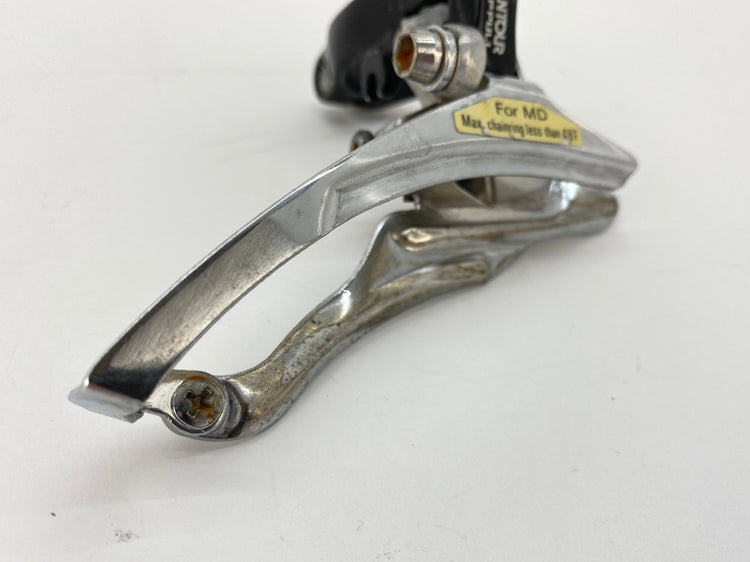 close up of the front derailleur cage