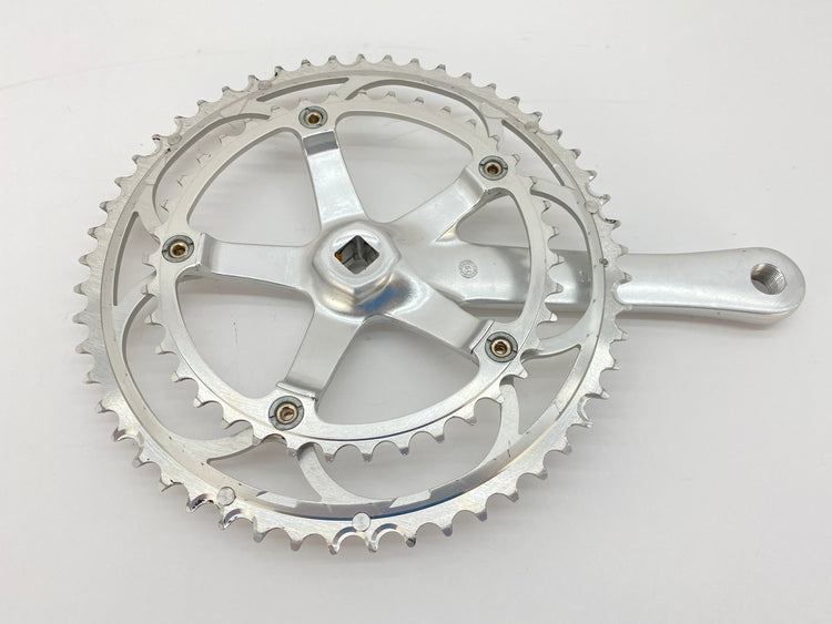 backside view of the chainrings