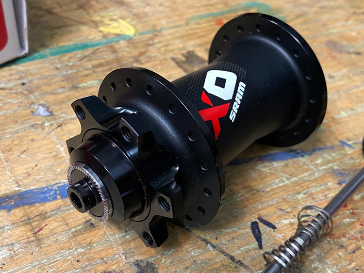 Sram X0 6 Bolt Front Disc Hub QR 32h