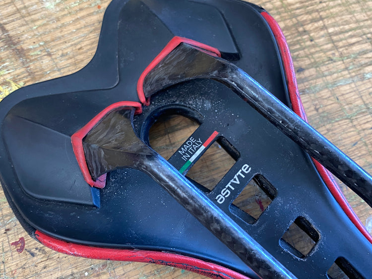 Astute Skylite VT Carbonio Saddle
