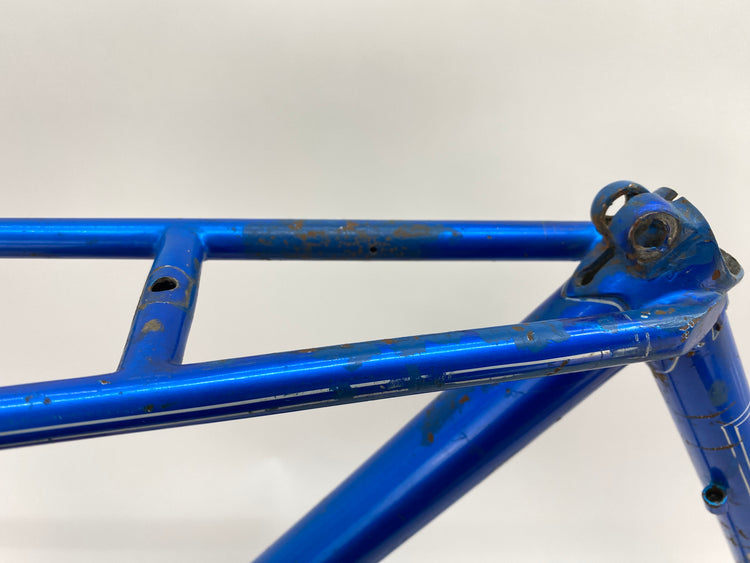 scratches on the seat stays