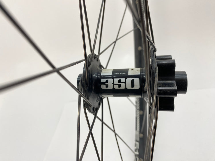 close up of the front hub