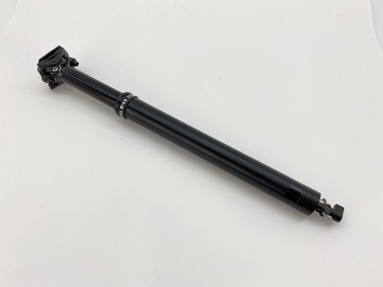 main view of the seatpost
