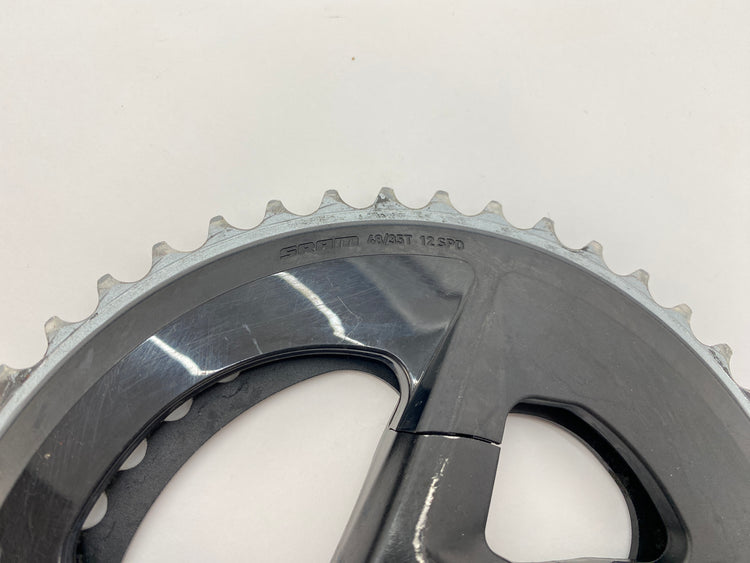 close up of the chainring size