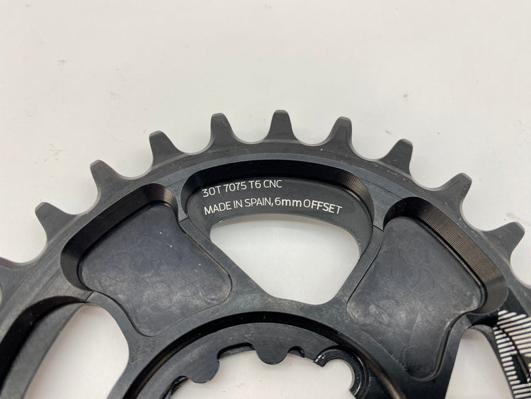 close up of the size label